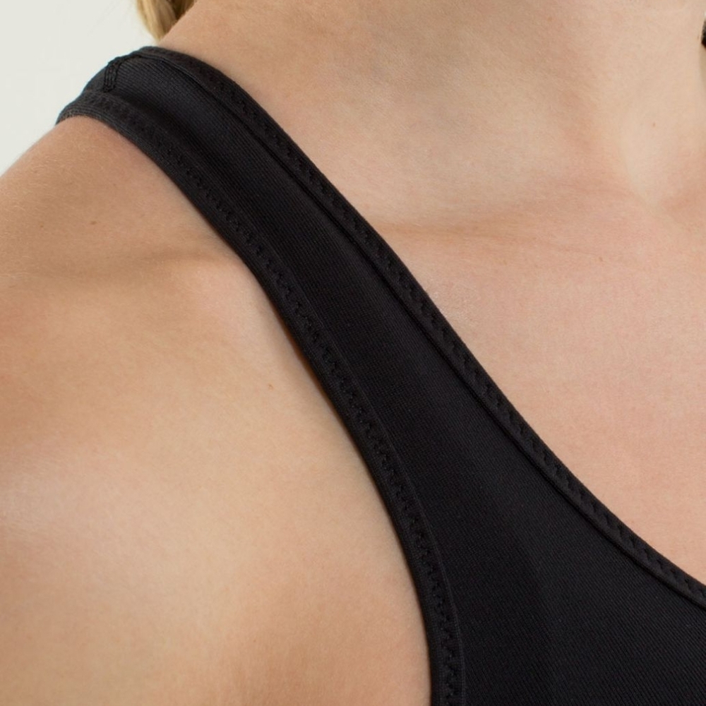 Lululemon Cool Racerback *Ruffled Hem Black - Picture 4 of 11